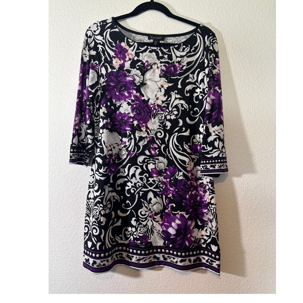 White House Black Market Size M Purple Black Damask 3/4 Sleeve Shift Dress